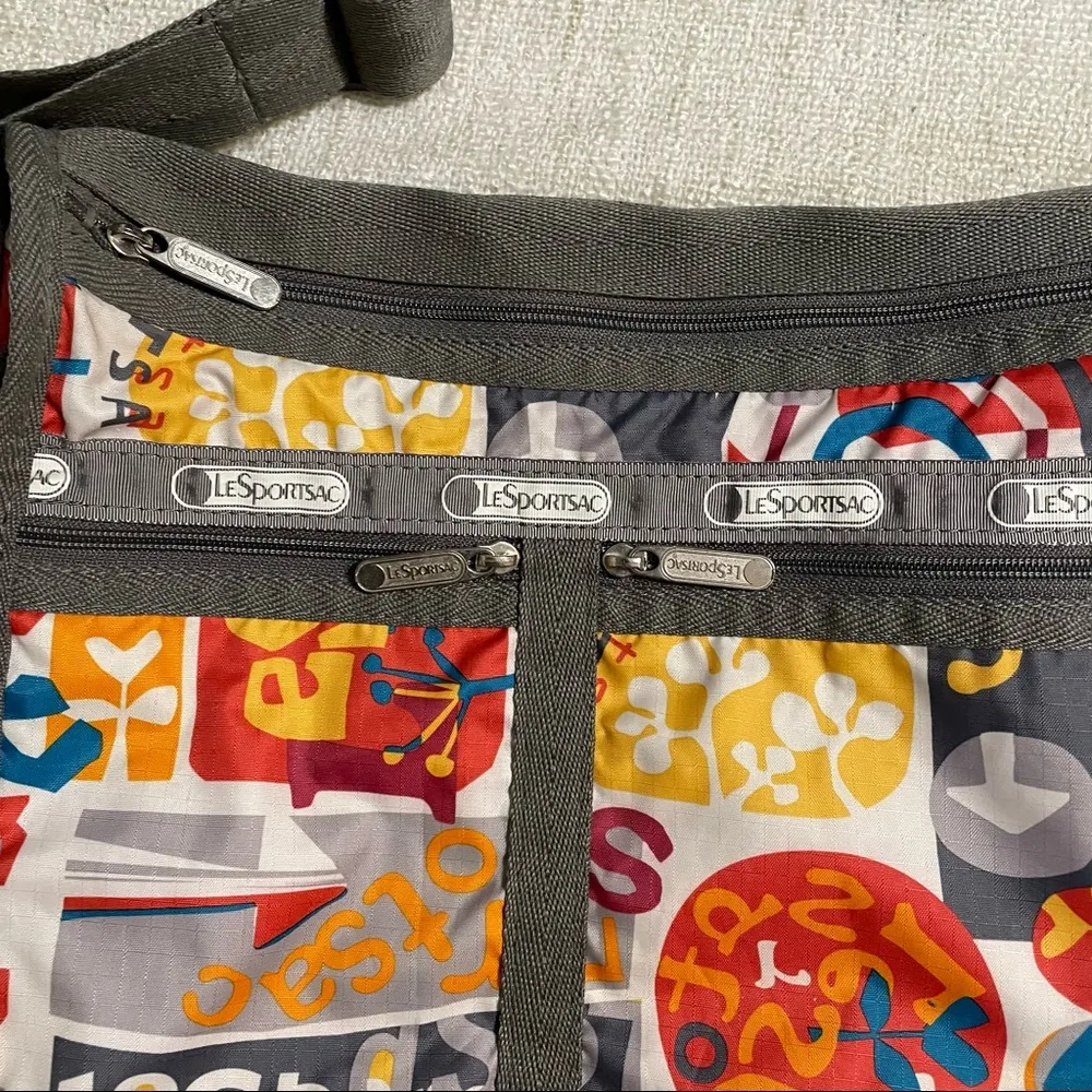 LeSportSac Women’s Purse - Image 9