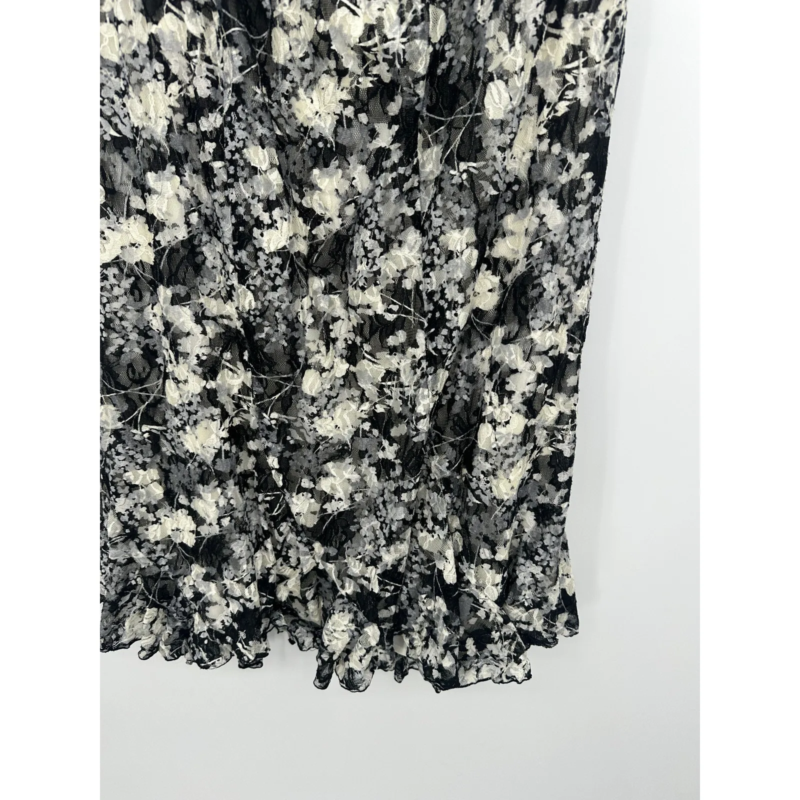 CJ Banks Womens Microfloral Lace Midi Skirt Size 1X Whimsigoth Dark Romantic Black - Image 3