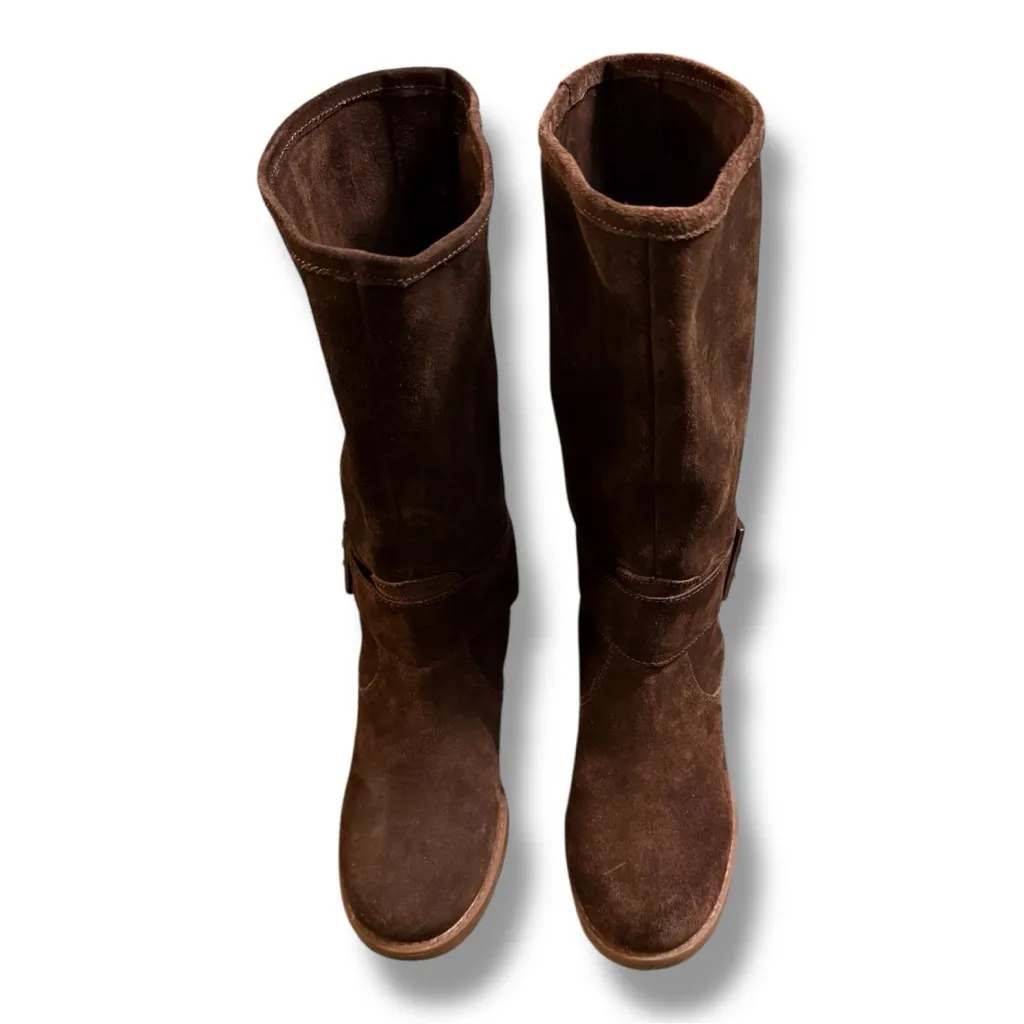 Gioseppo Used Chocolate Brown Stacked Heel Suede Boot with Buckle Fall Classic Size 9 - Image 4