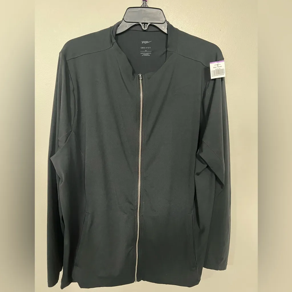 🔥Nike Yoga Women's Dri-FIT Luxe Training Jacket Slim Fit DM3972-010 Size 3X - Image 7