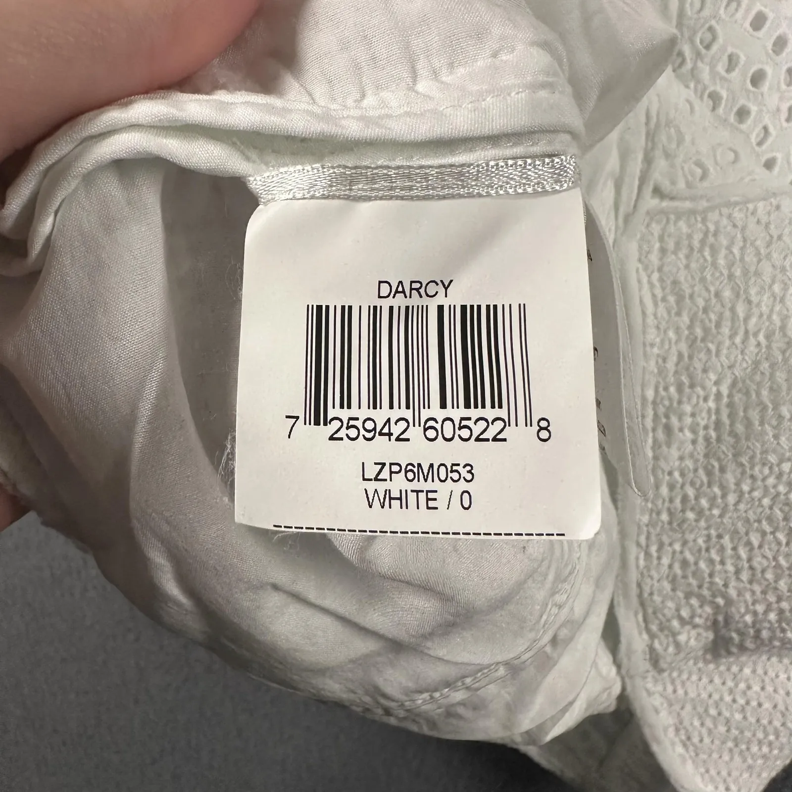 BCBGMAXAZRIA Darcy Dress Womens 0 White Lace Sheath 3/4 Bell Sleeve V Neck - Image 11