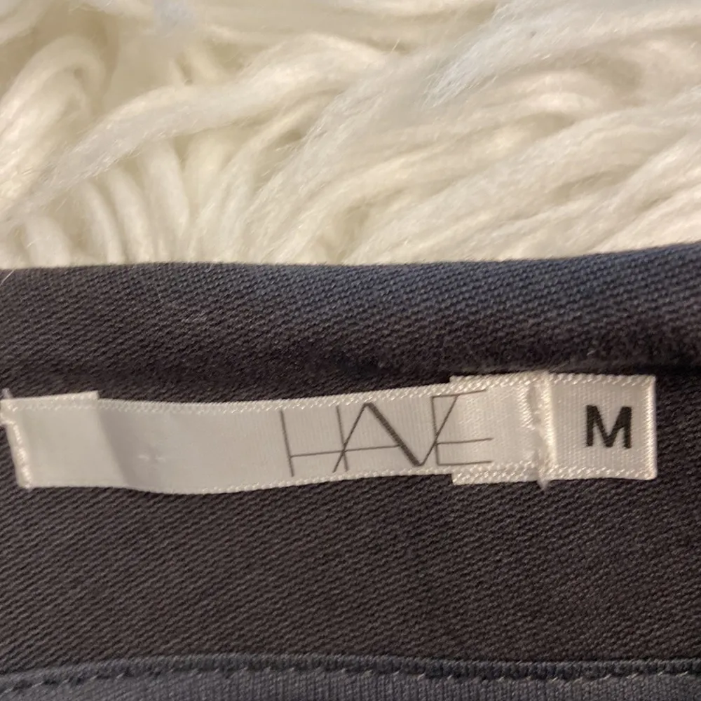 HAZE Skorts/Shorts size M excellent condition inseam 2” waist 28” Size M - Image 2