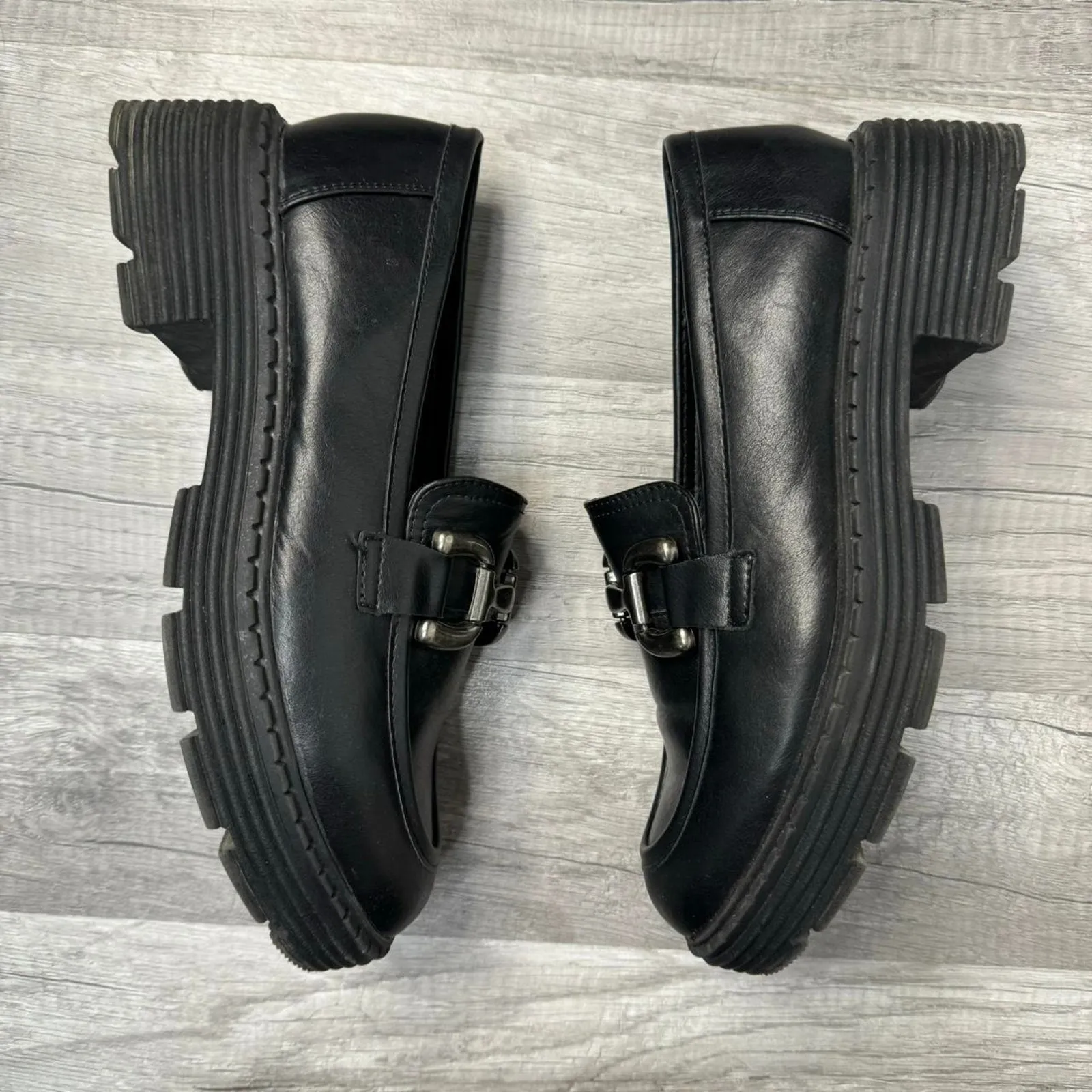 Chucky Lug Sole Vegan Leather Loafers Horsebit Loafers Size 7 1/2 Dark Academia - Image 4