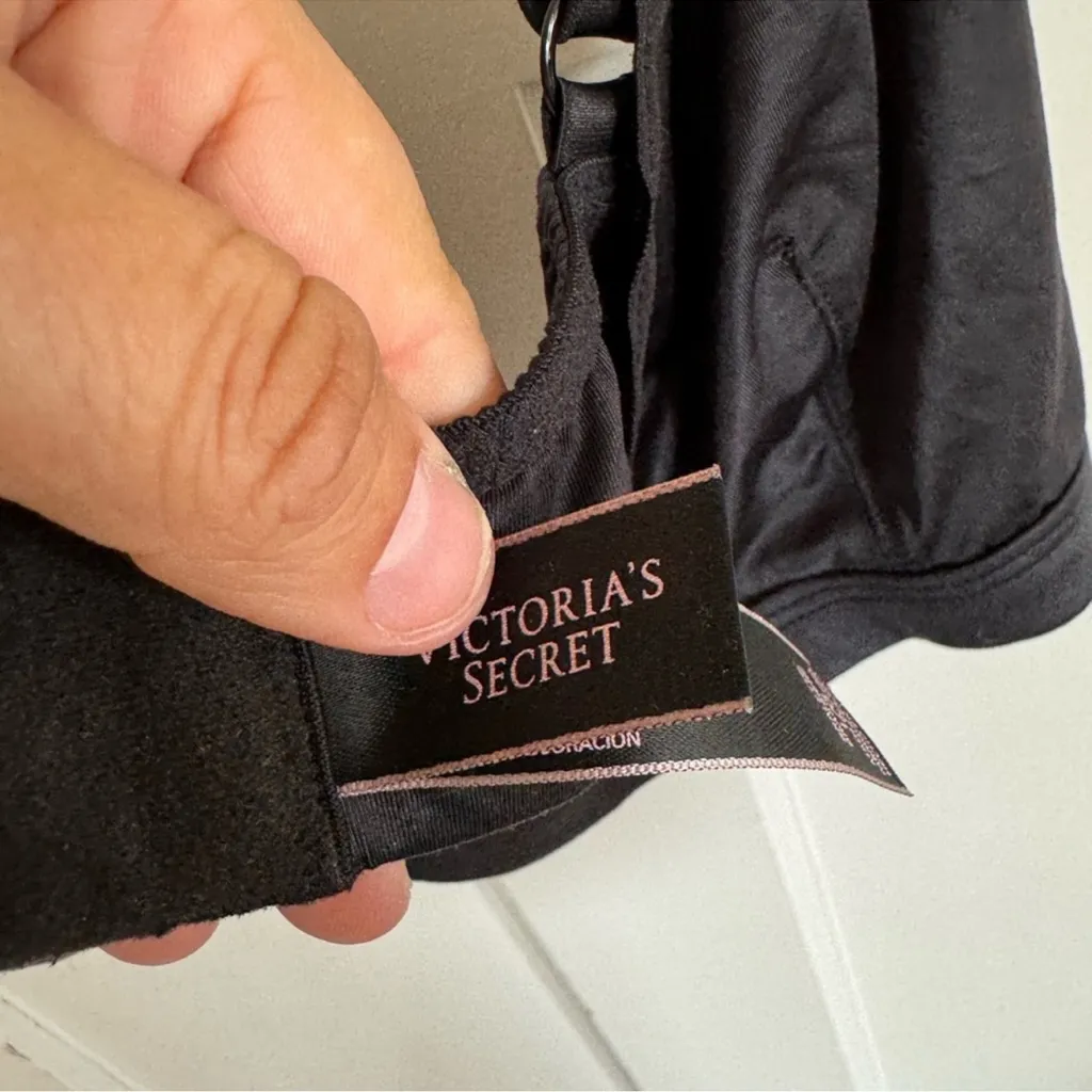 Victoria’s Secret black triangle bralette size large - Image 4