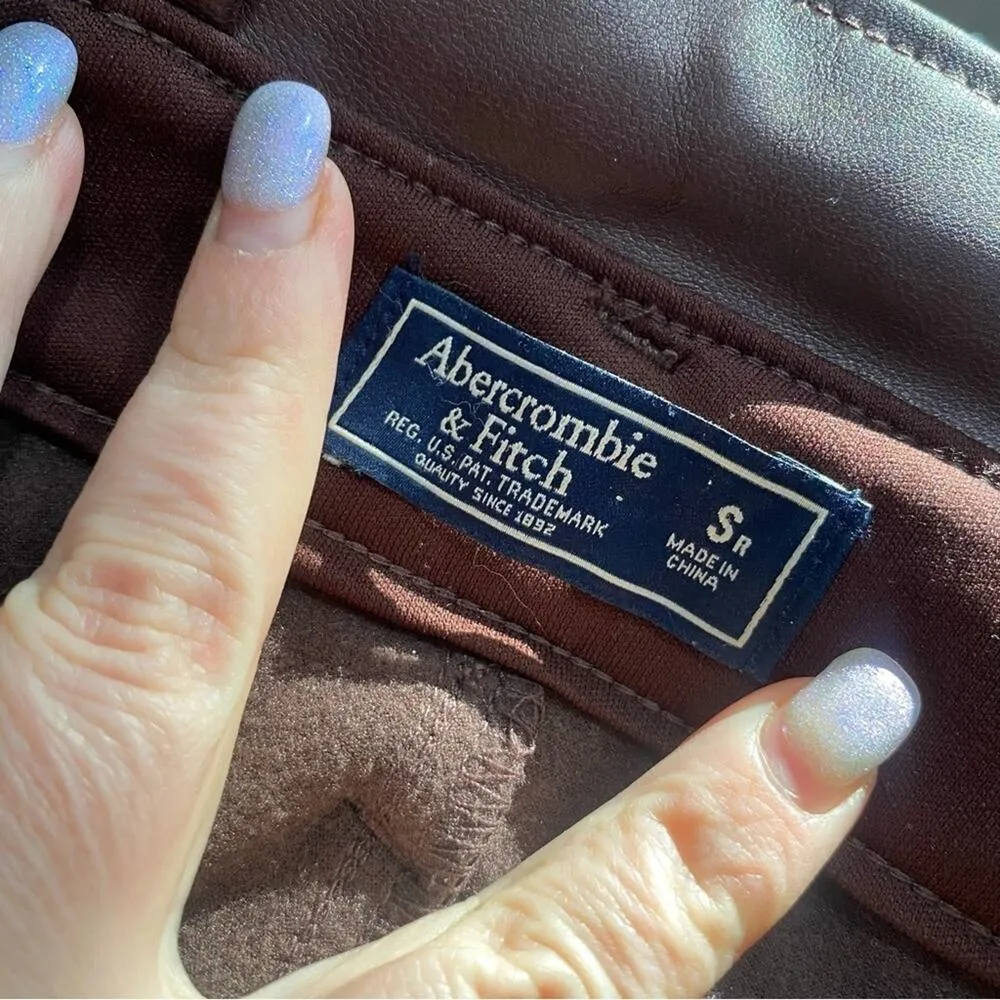 Abercrombie & Fitch | High Rise Faux Burgundy Leather Paper Bag Pants Sz Small - Image 8