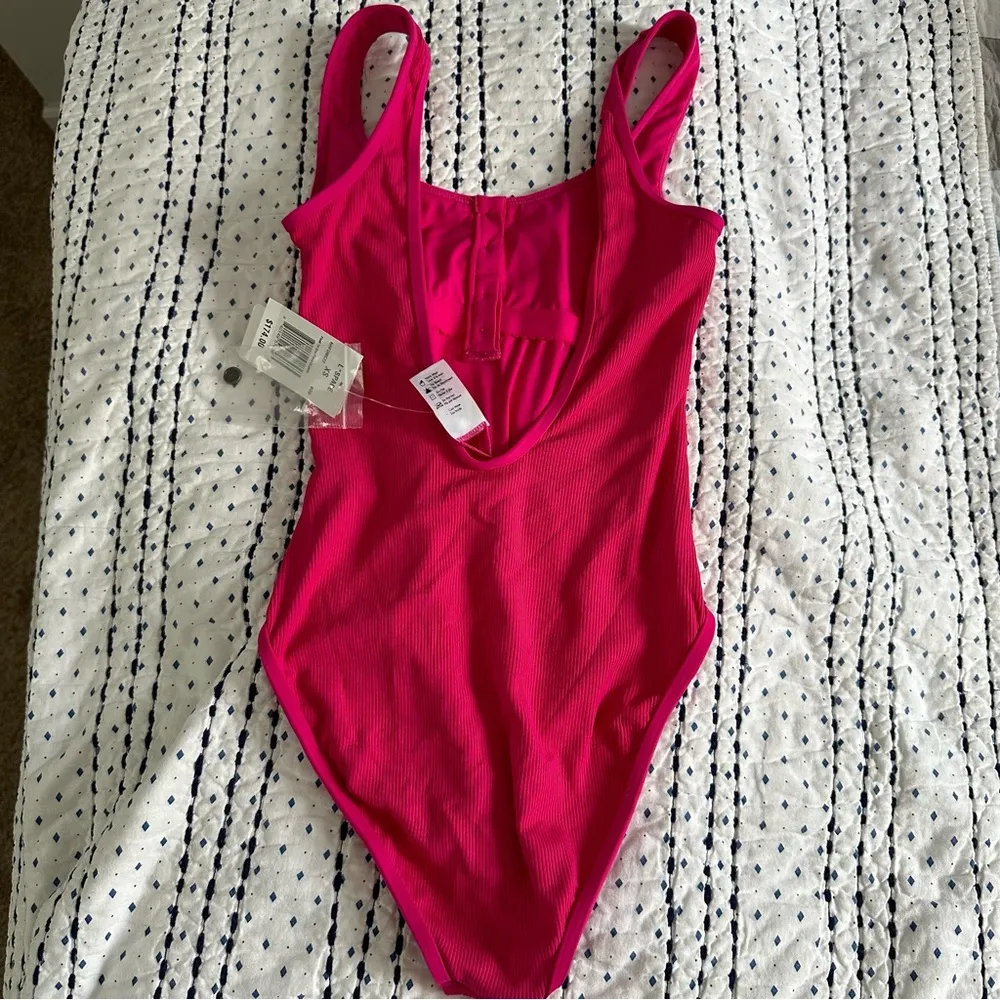 L*Space Bougainvillea One Piece Henley Swimsuit Hot Pink XS - Image 4