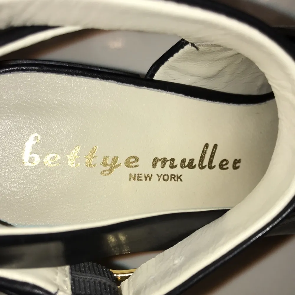 Bettye Muller Women’s Black Leather Upper Open Toe Ankle Strap Block Heel - Image 9