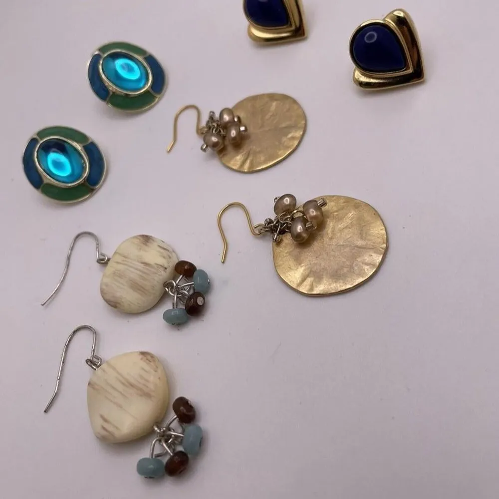 Lot Of 4 Pretty Costume Earrings Pierced Dangle Drop / Stud Etc Women’s Mix - Image 6