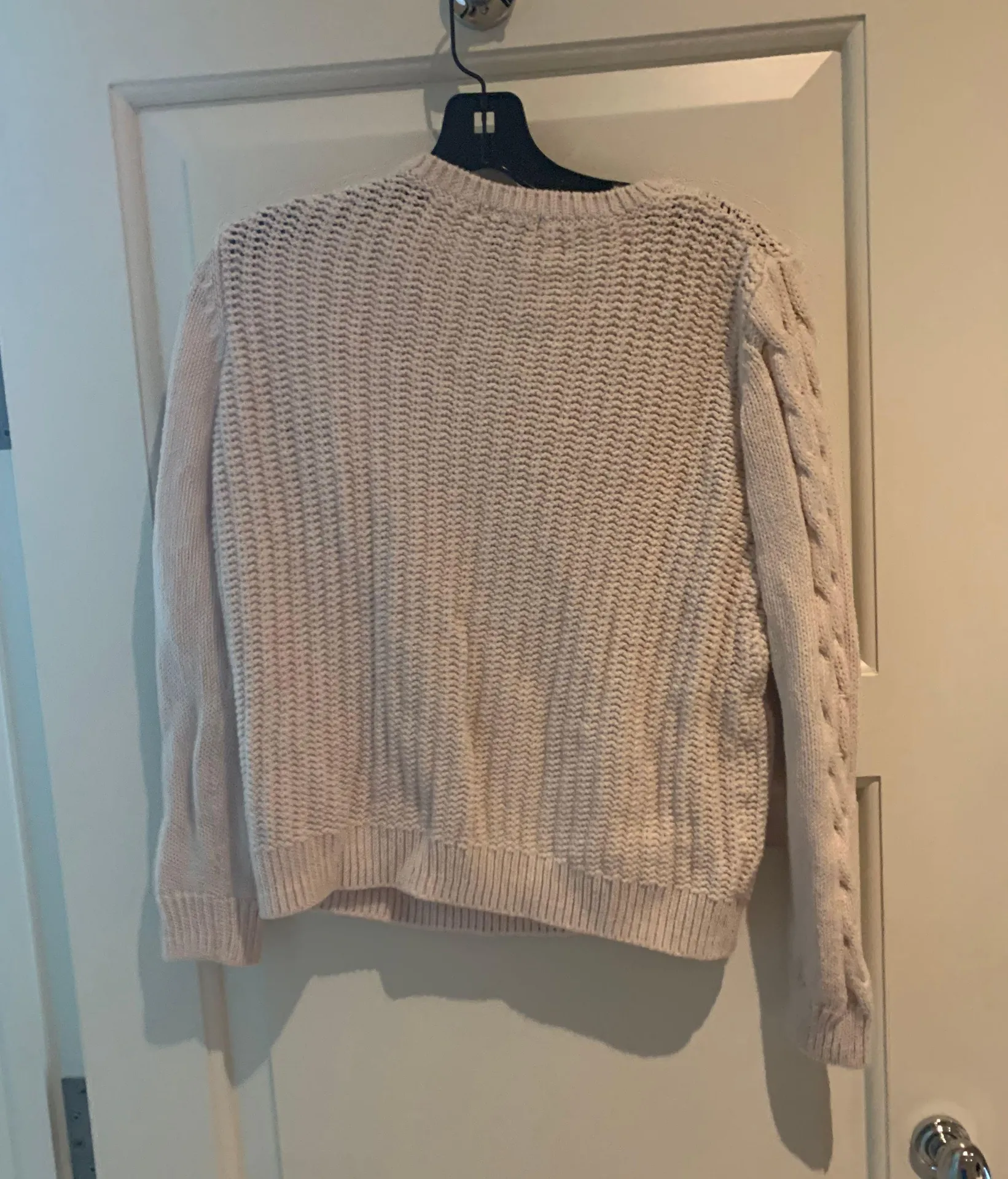 Cable-knit sweater in soft cotton-blend fabric - Image 3