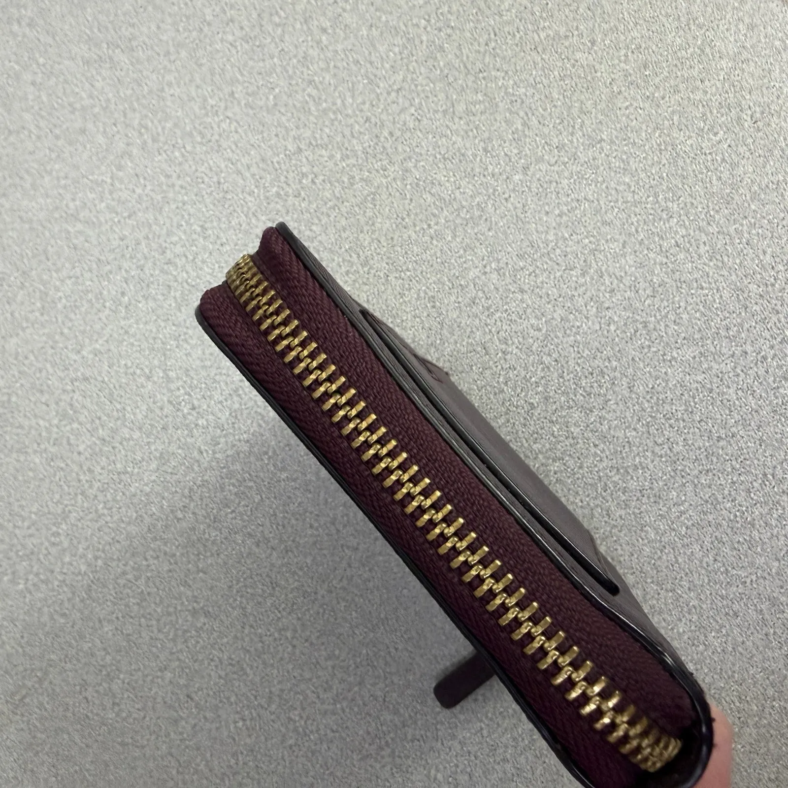 Kate Spade Laurel Way Saffiano Darci Zip Around Wallet Coin Logo Plaque Plum - Image 6