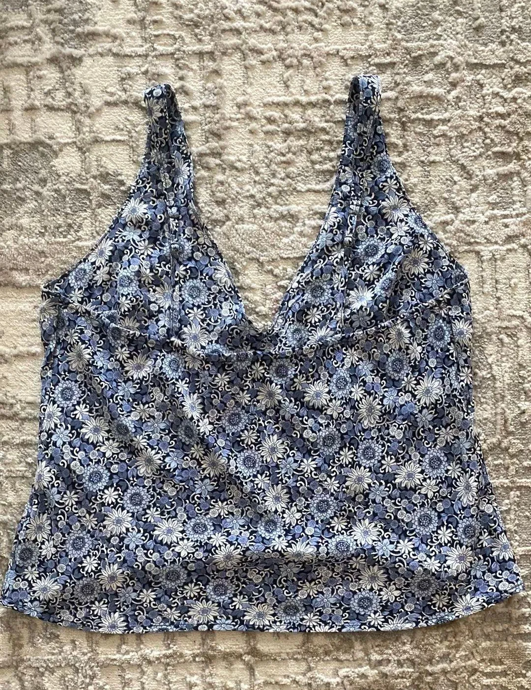 Abercrombie & Fitch Tank - Image 2