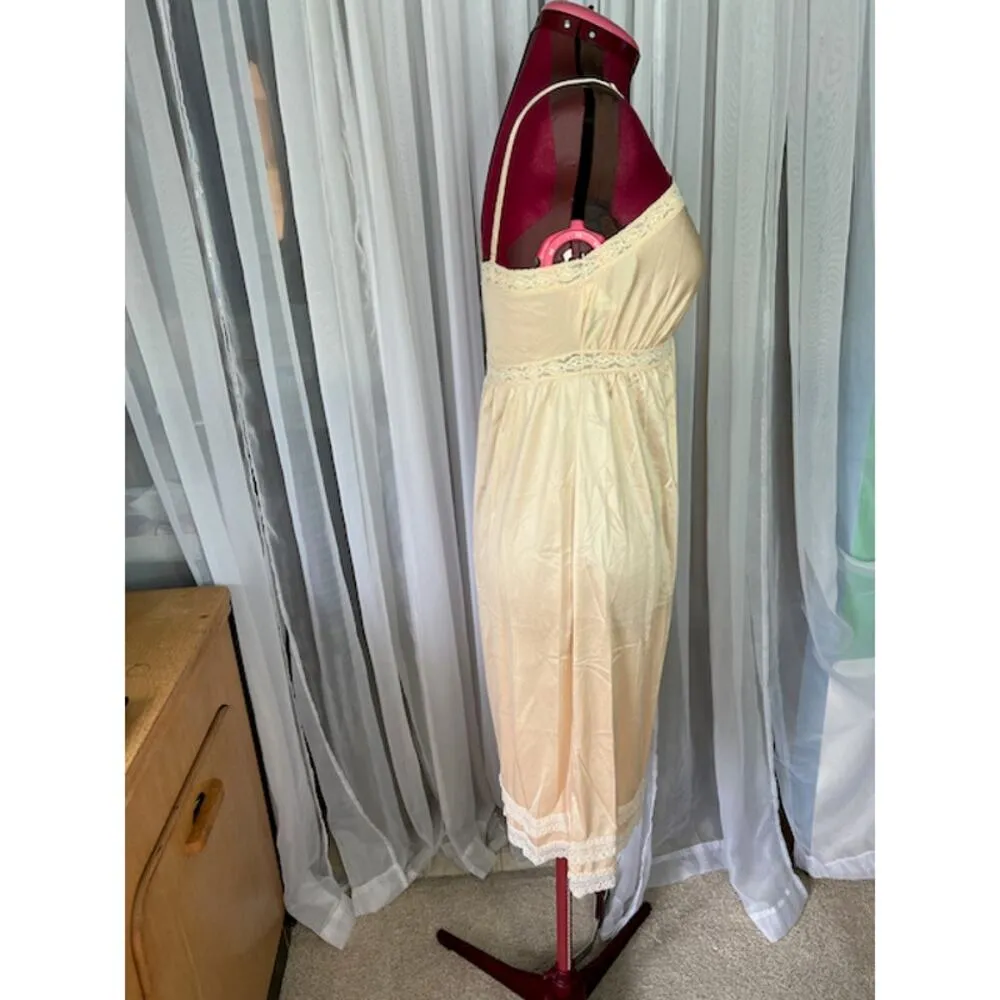dress slip negligee nightgown nude sz 32 Tan Size M - Image 7