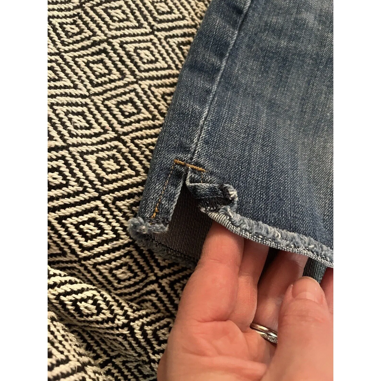 Levis 501 Womens Cut Off Shorts High Waist Blue Button Fly Size 4 - Image 6