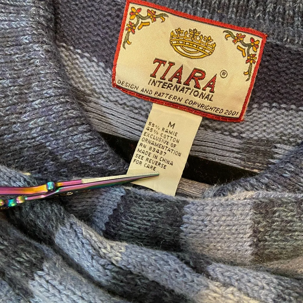 VTG Tiara International Size M Frosty Snowman Christmas Sweater Patchwork Beaded Blue Size M - Image 7