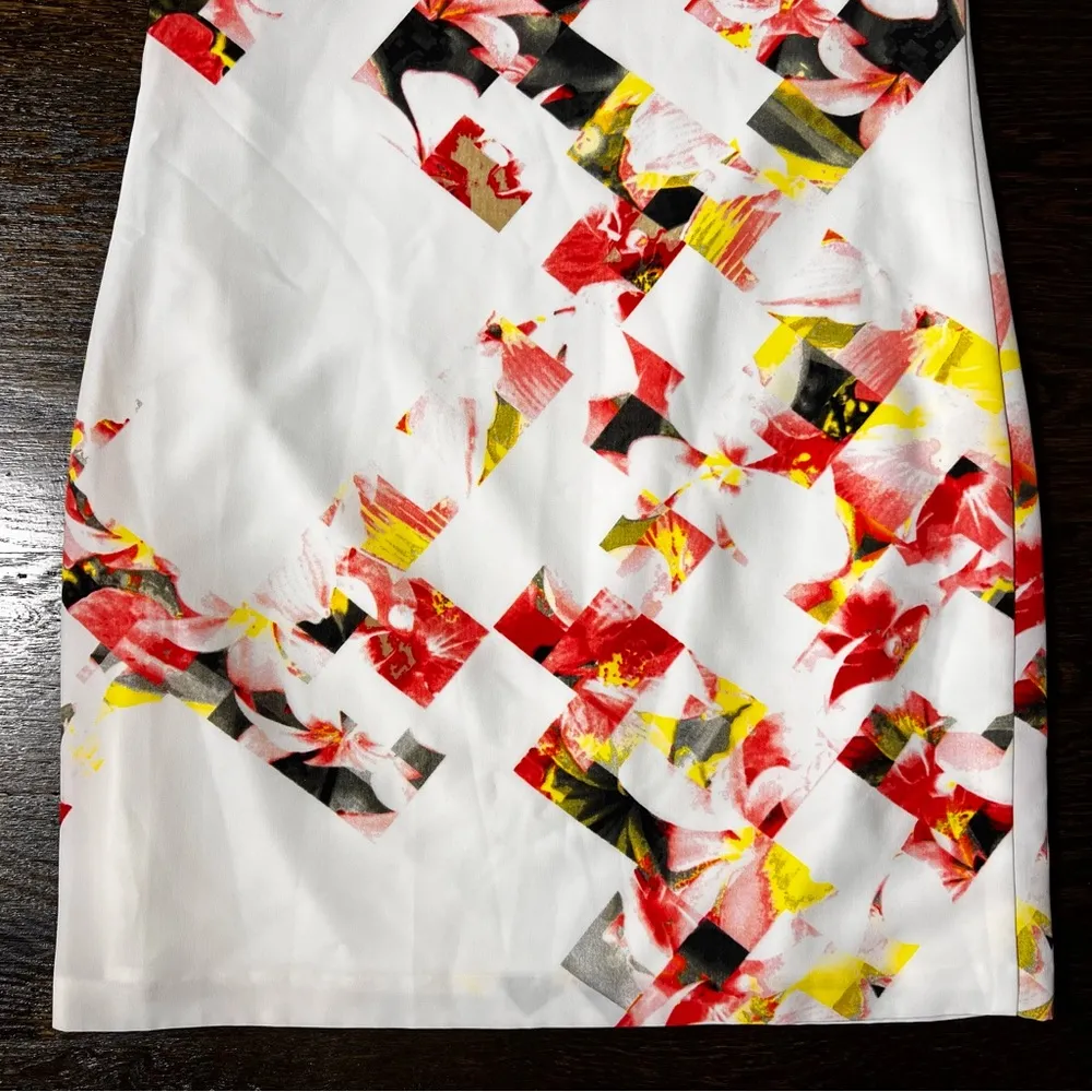 Vince Camuto Sunrise Taffy Floral Sheath Dress - Image 9