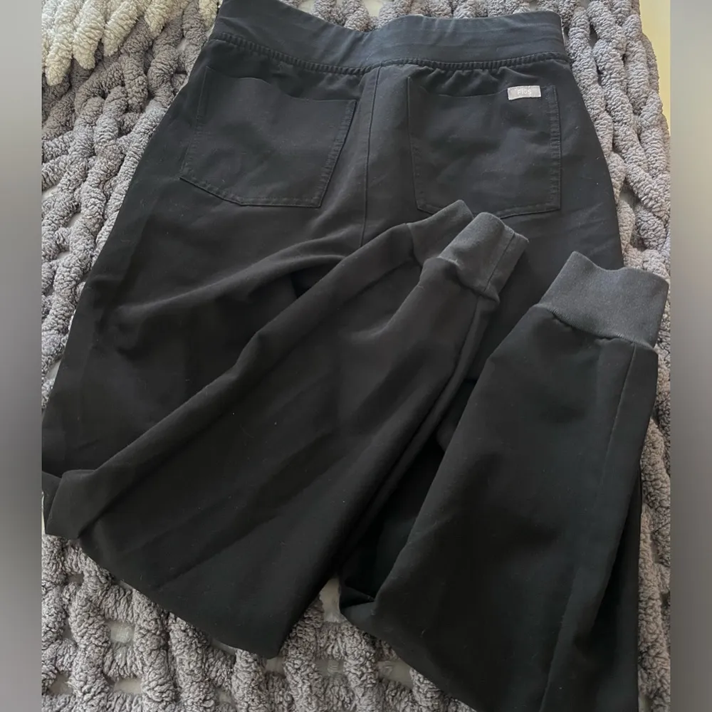 Zamora jogger scrub pants - Image 9