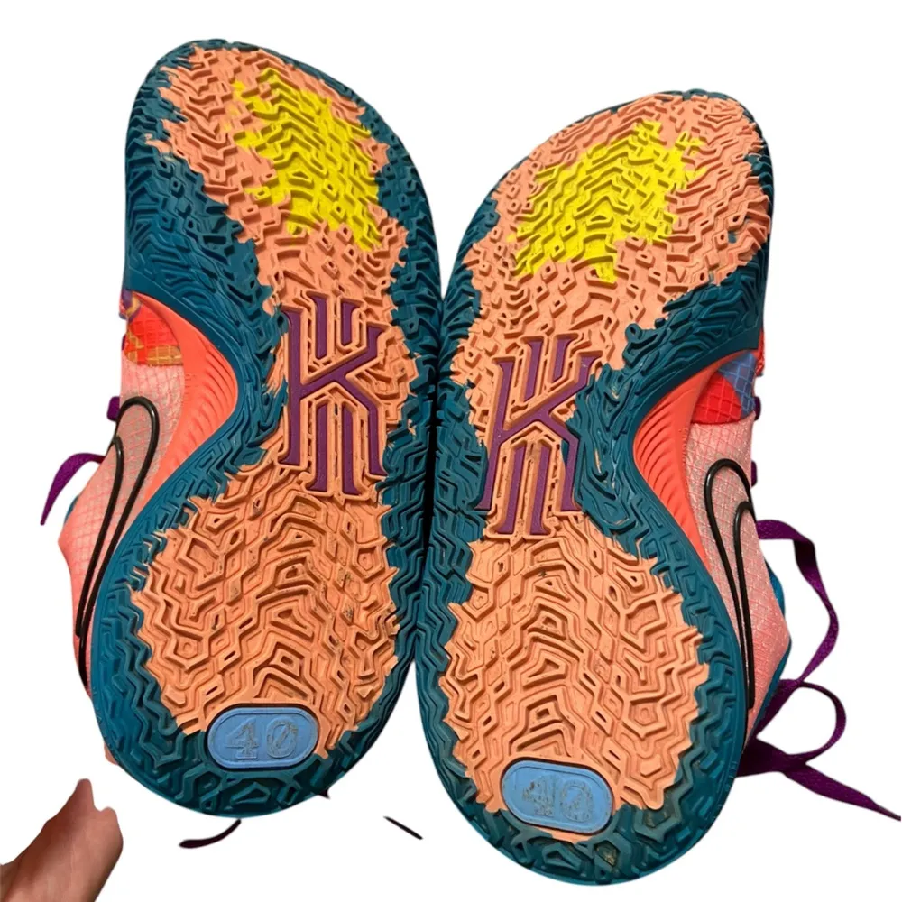 Nike Kyrie low 4 Ep 1 world 1 people sneakers lace up multicolor women 7 - Image 5