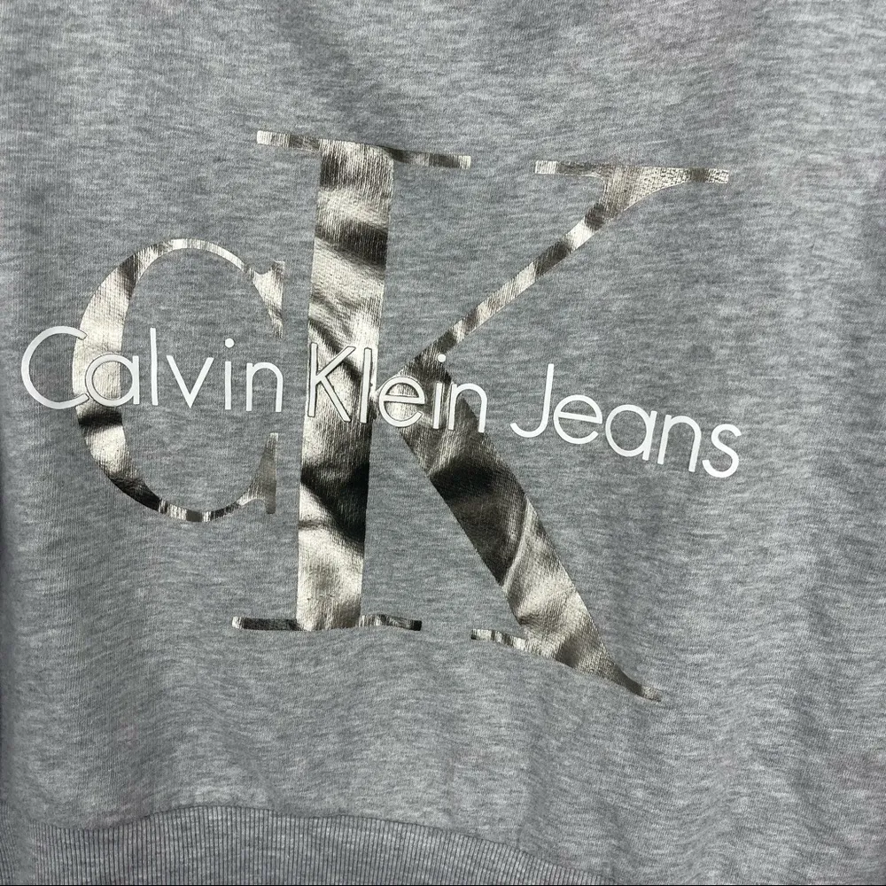 Calvin Klein Spellout Cropped Sweatshirt SZ M - Image 2