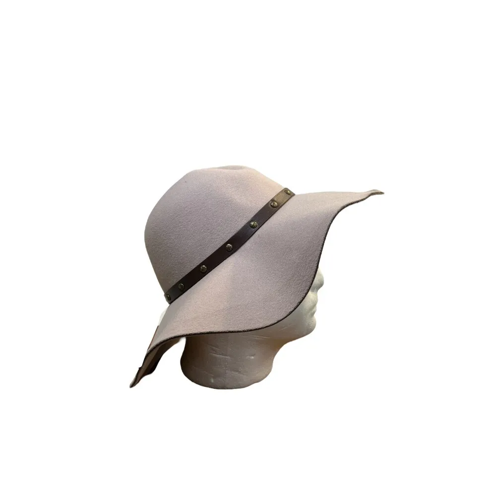 Charlotte Russe Beige Wide Brim Felt Hat Faux Leather Brass Trim Band One Size - Image 6