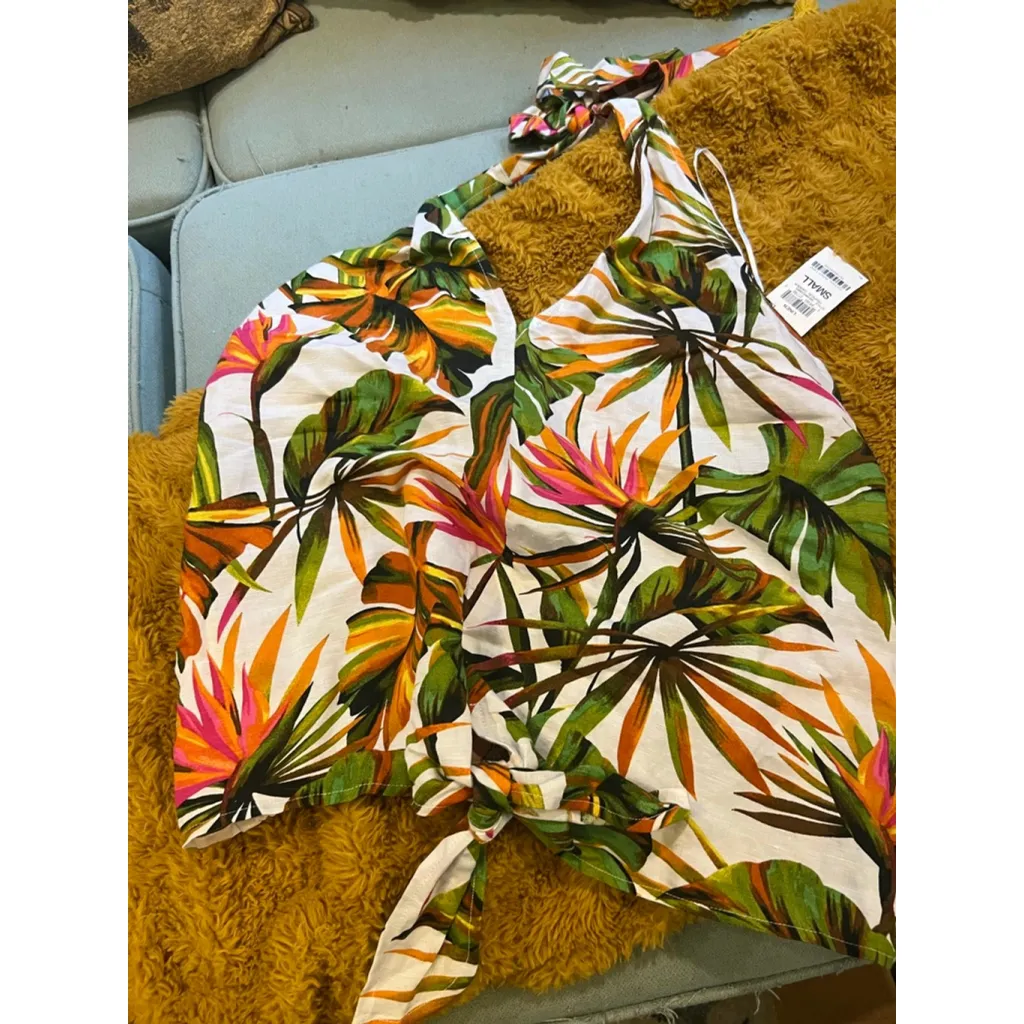 Women's INC Tropical Garden Linen Halter Top S White Green - Image 4