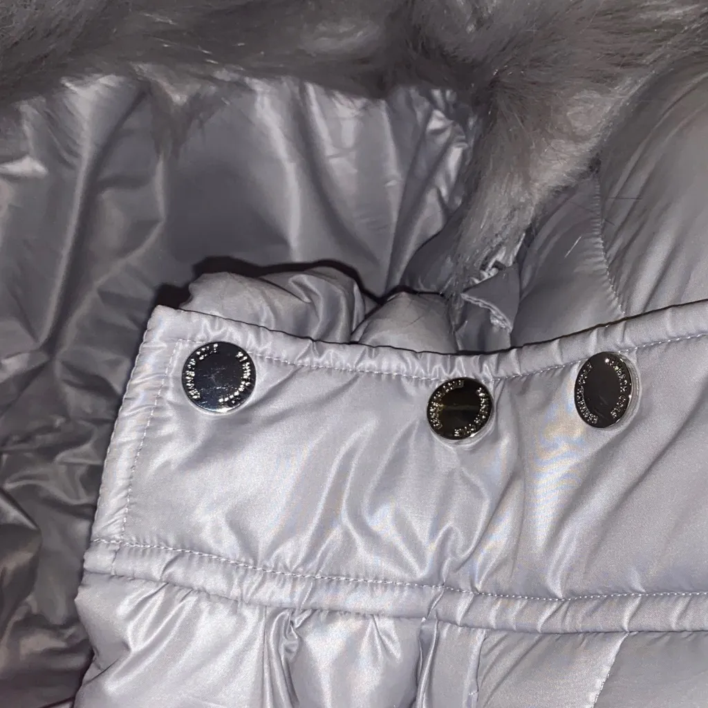 Fur Calvin Klein M Women's Gray faux fur Hooded Puffer Coat Silver Hardware - Image 5