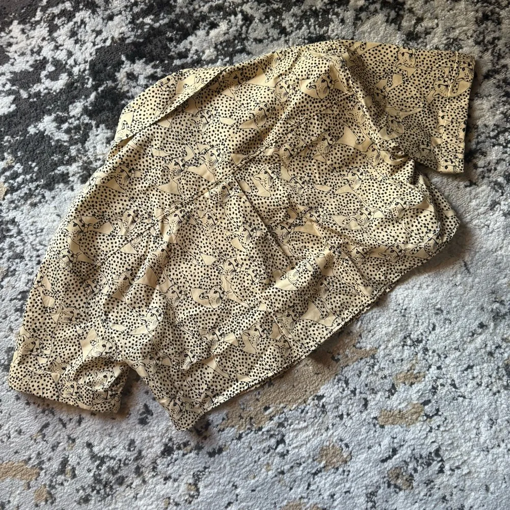 Zara Tan and Black Leopard Cropped Button Down Shirt - Image 5