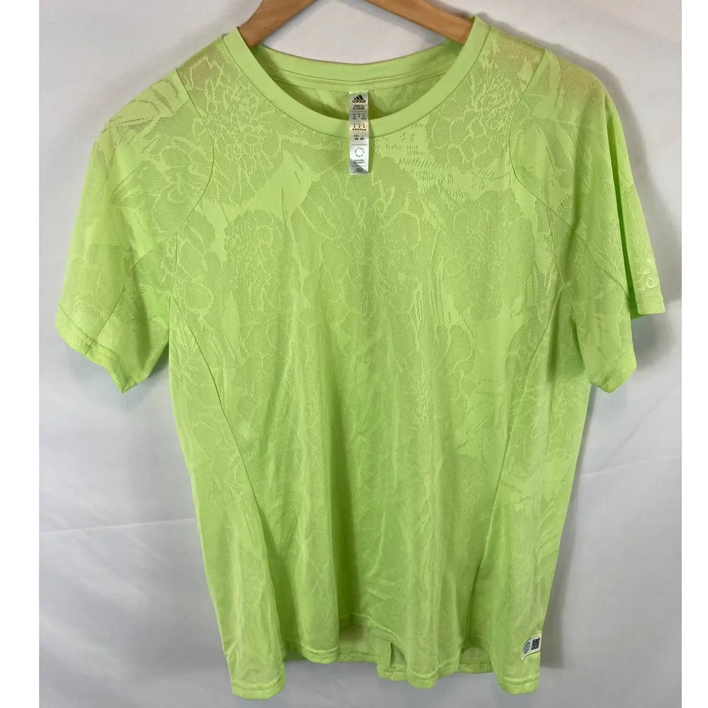 adidas Made to be Remade Running Tshirt Green Size Medium - Image 3