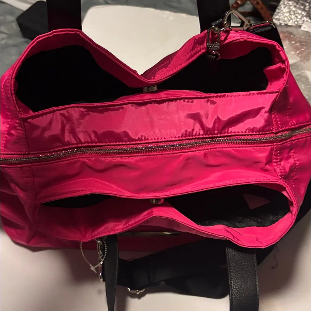 STEVE MADDEN BRIGHT PINK NYLON WEEKENDER BAG 3 COMPARTMENTS 2 FRONT POCKETS - Image 13