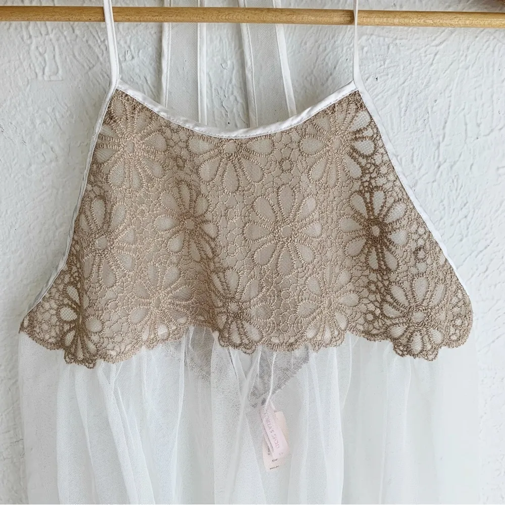 Victoria’s Secret Babydoll Embroidered flowers Sheer Bridal Boho NWT Sz Small - Image 2