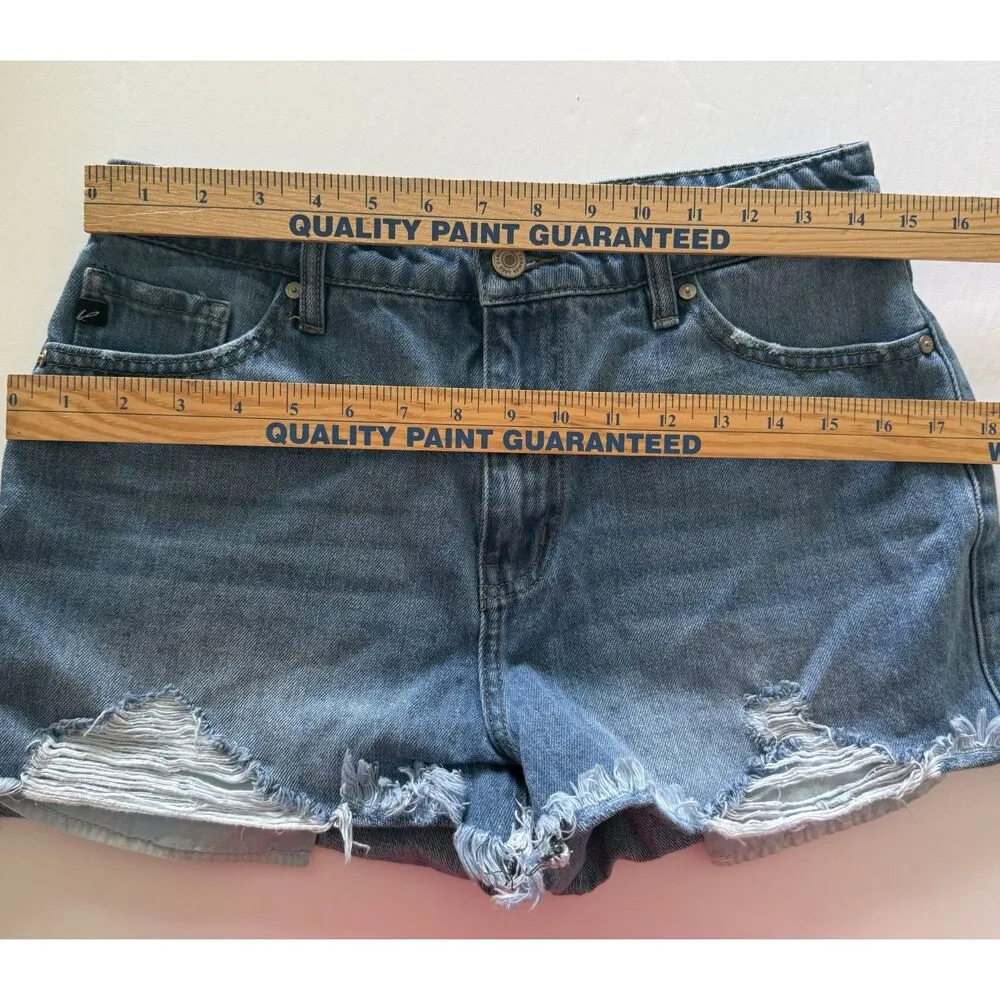 Kancan High Rise Medium Wash Frayed Hem Distressed Denim Shorts Zip Fly Sz 7/27 Blue - Image 6