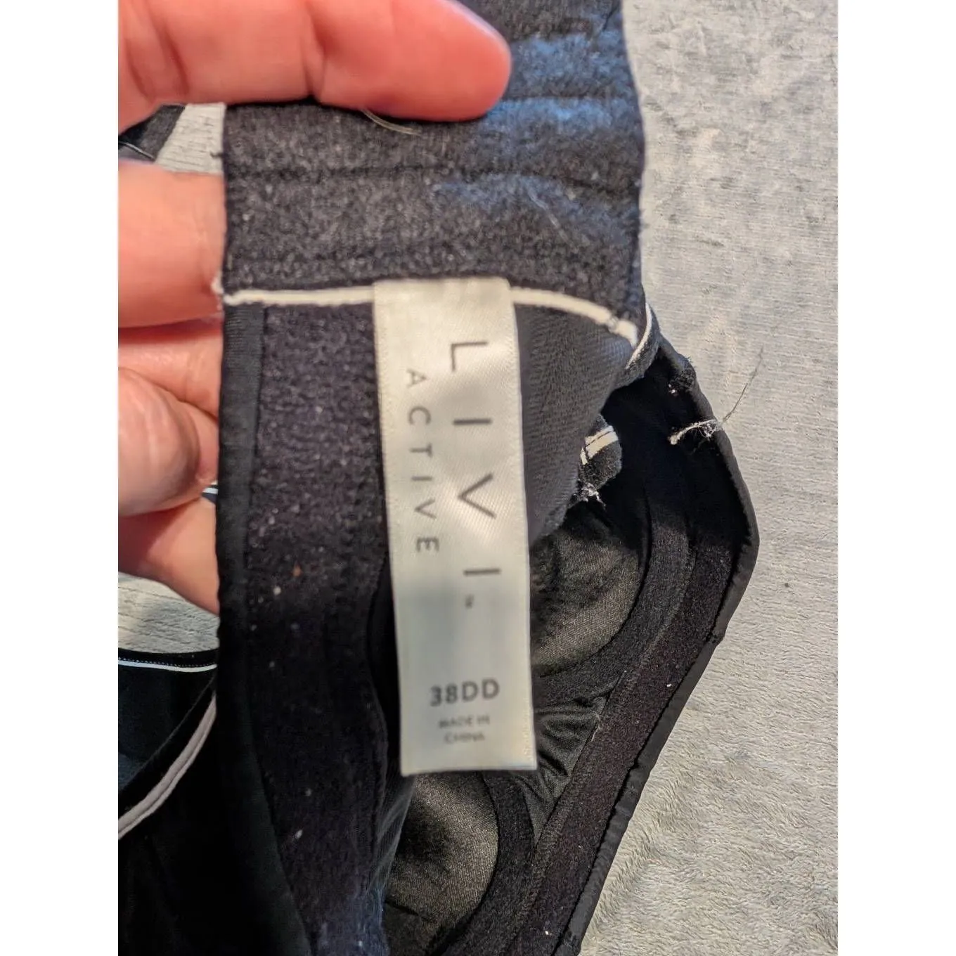 Lane Bryant Livi Active 38DD Molded Underwire Sports Bra Black Size undefined - Image 3