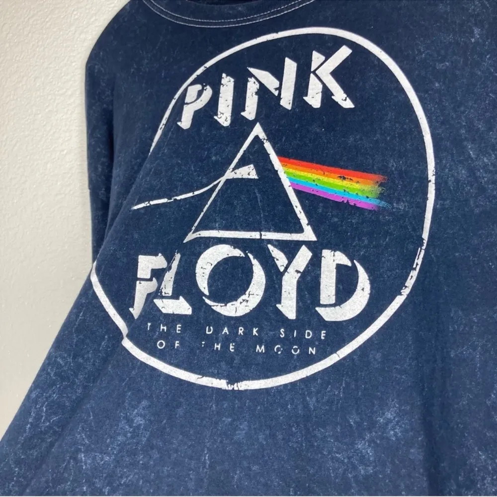 Pink Floyd Cropped Long Sleeve Tee Shirt Blue Cotton Band Tee Tie Dye Size S / M - Image 6