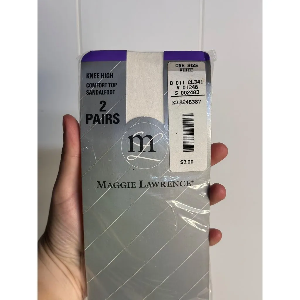 VTG Maggie Lawrence Knee High Hosiery – White Sandalfoot, One Size, 2 Pairs Size undefined - Image 2