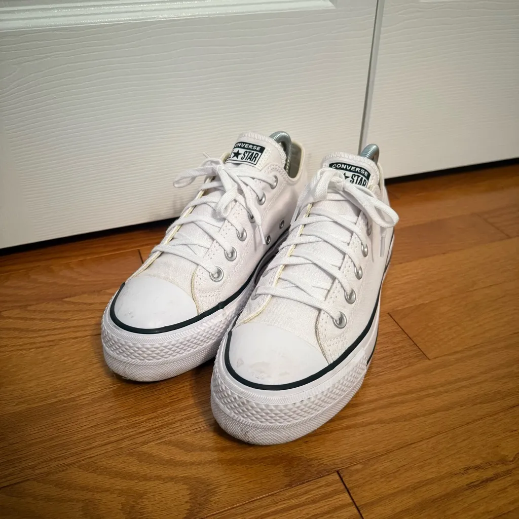 Converse Platform Low Top Lift Sneakers in White - Image 2