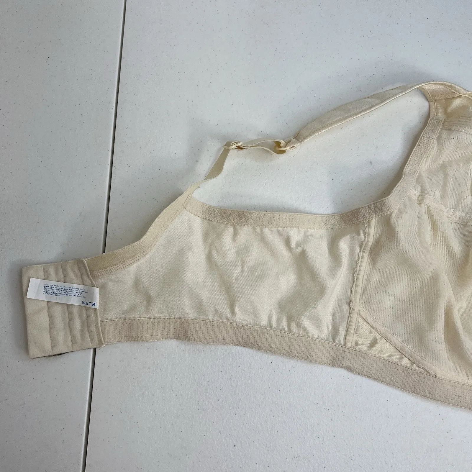 Playtex 44DD Bra 18 Hour Comfort Strap Wireless Bra Ivory 4125 Full Coverage - Image 12