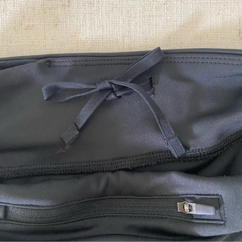 NIKE Crew Neck Top and Leggings Black XSmall - Image 5