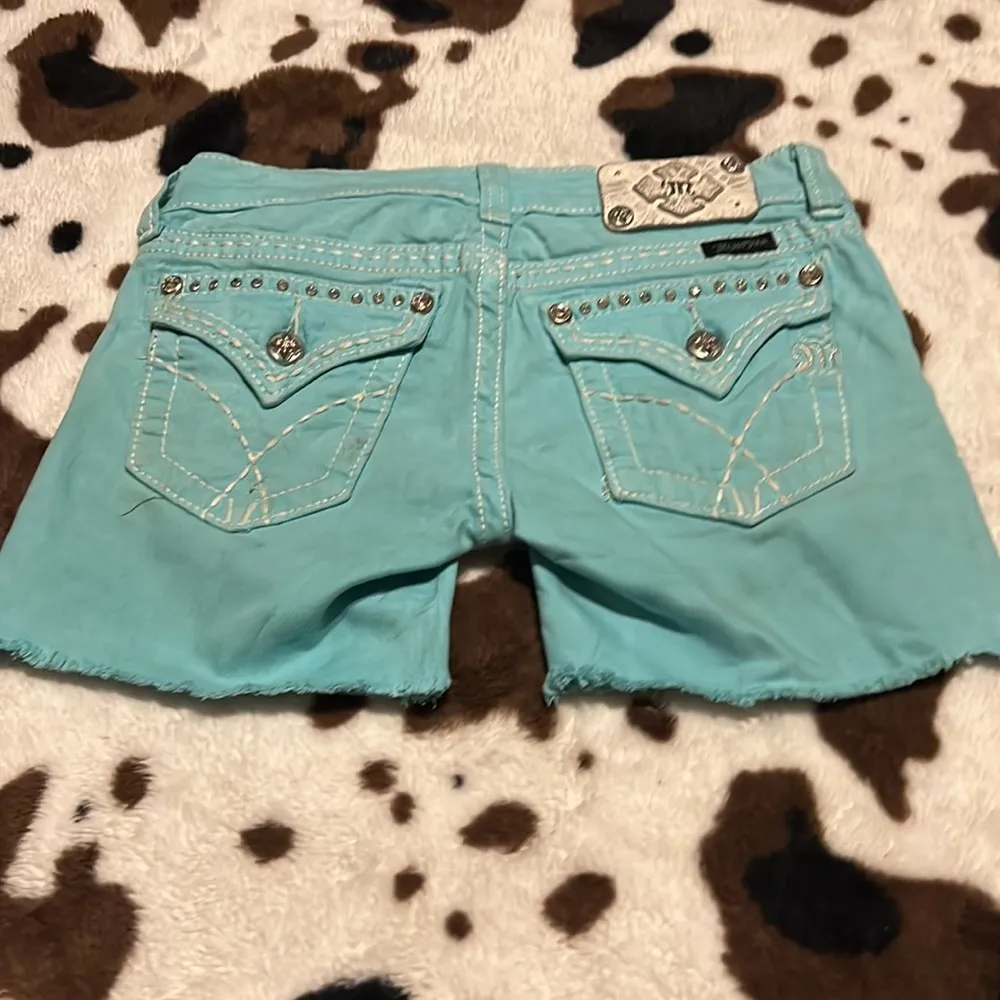 Miss jeans shorts size 25 - Image 3