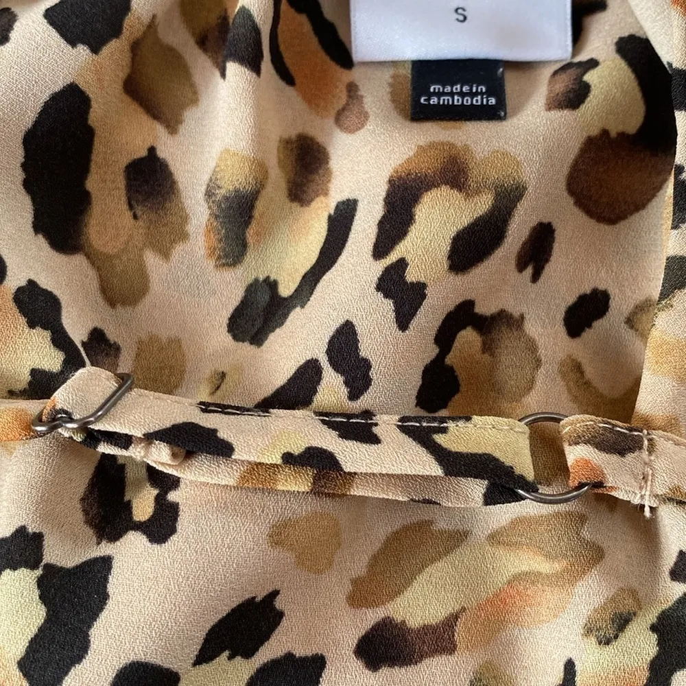 CAbi Animal Print Leopard Silky Cami Tank Top Tan Black Gold Size SMALL - Image 6