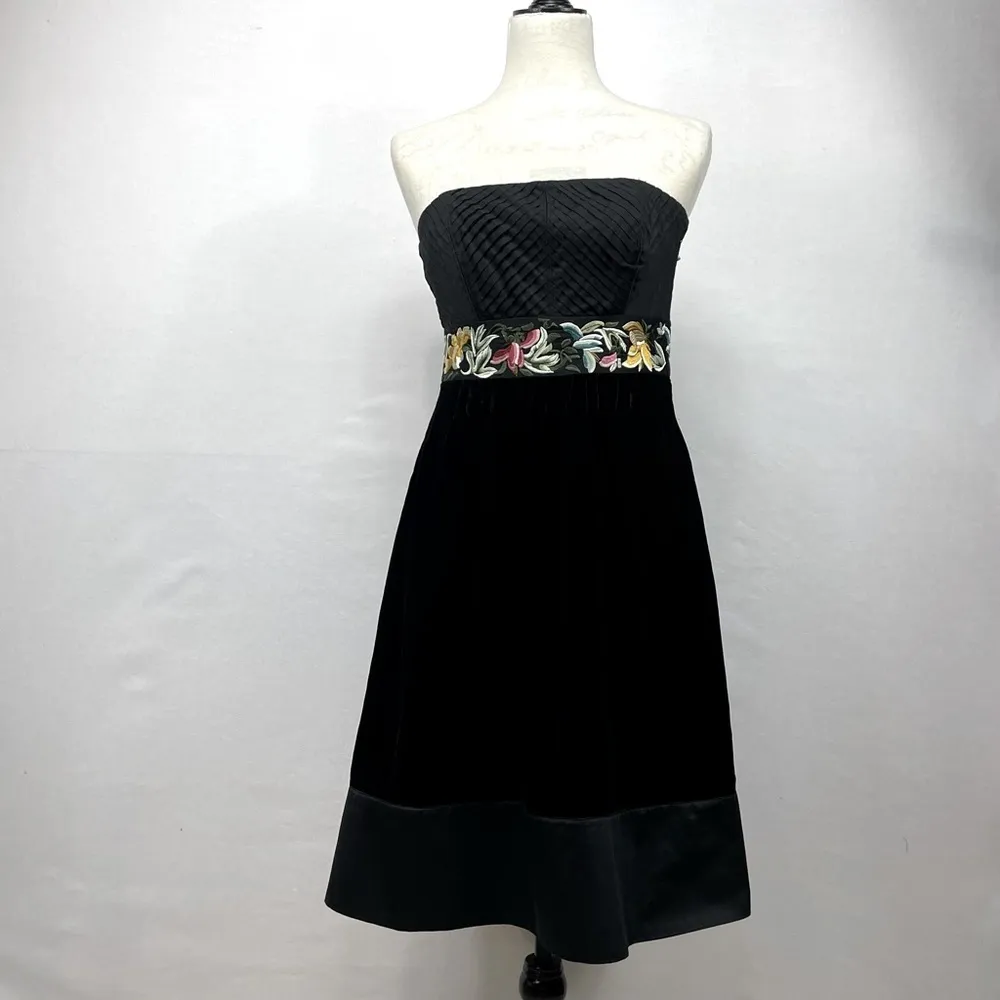 Anthropologie Floreat Floral Embroidered Black Velvet Strapless Dress Size 2 - Image 3