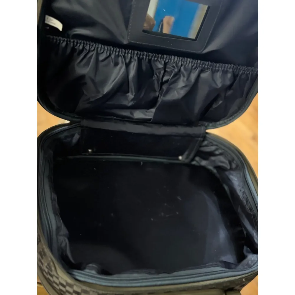 Women's Charlie Sport Olive Green Travel Case Medium - Image 6