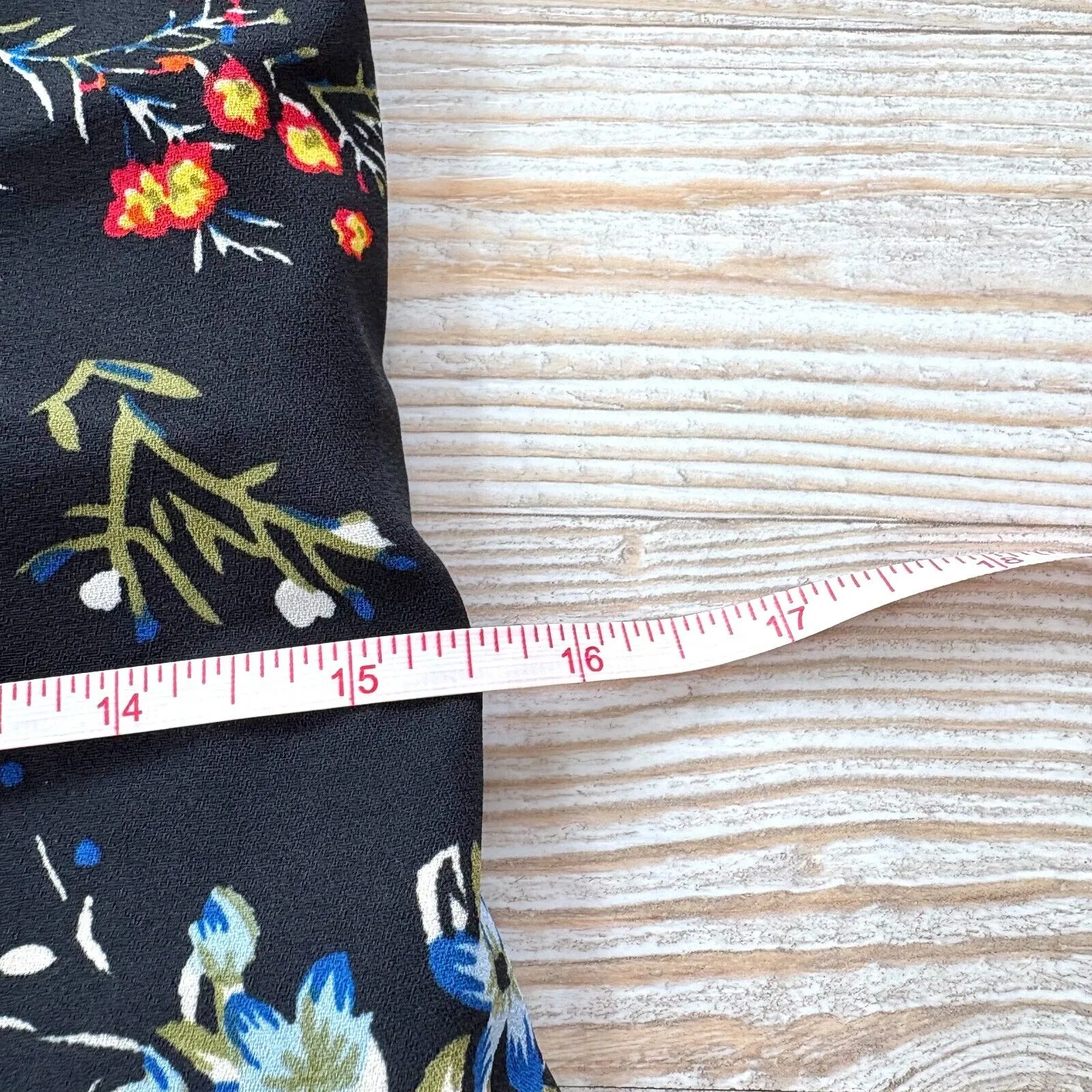 Walter Baker Emi Ruffle Floral Midi Dress‎ | Black Size 2 - Image 7