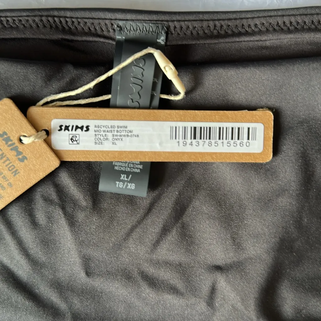 Skims Swim Bikini Set bandeau bikini top size L” and mid waist bottom size “XL”‎ - Image 5