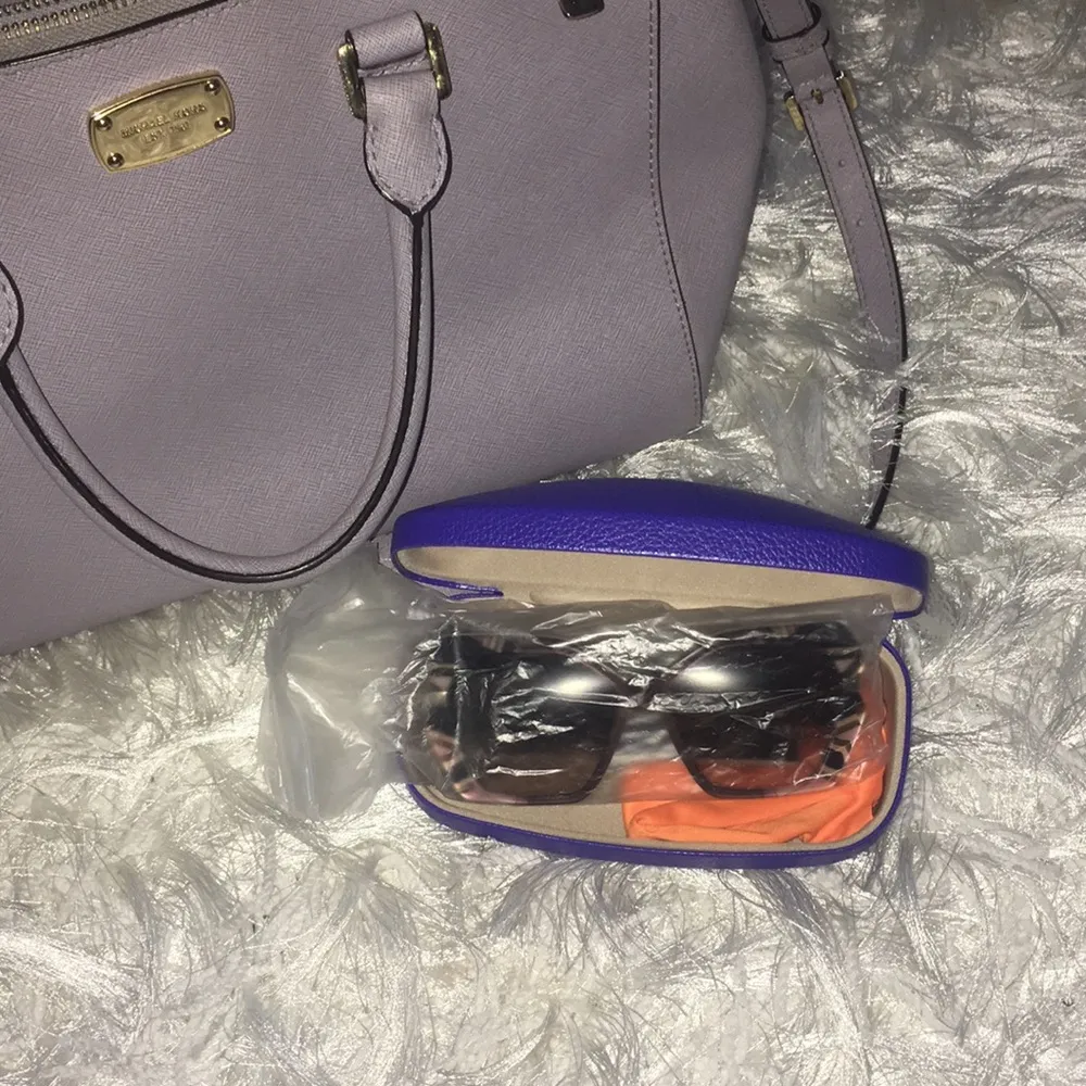 Emilio Pucci New  Butterfly Frame Sunglasses - Image 3