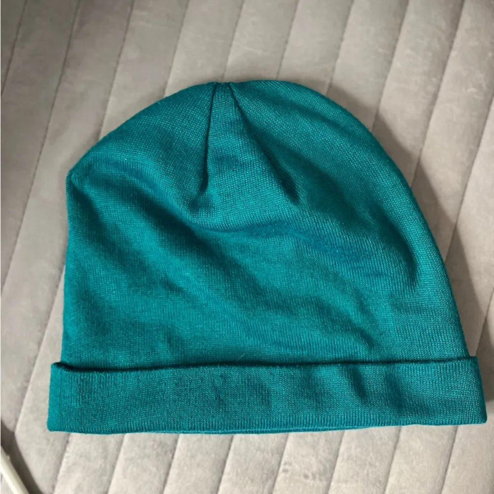 Patagonia Dark green/blue beanie - Image 2