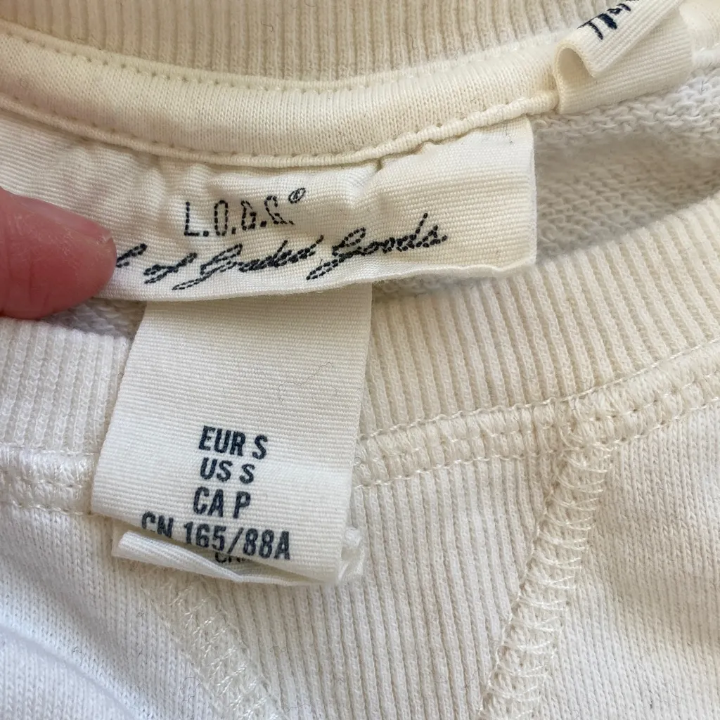 4/$20 H&M Malibu Boatneck Lightweight Sweater Long Sleeve 100% Cotton - Image 2