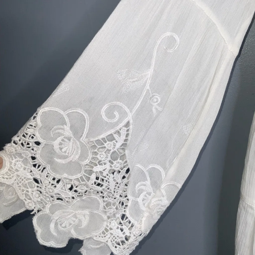 Altar'd State White Long Bell Sleeve Lace Lined V-Neck Boho Dress Medium - Image 4