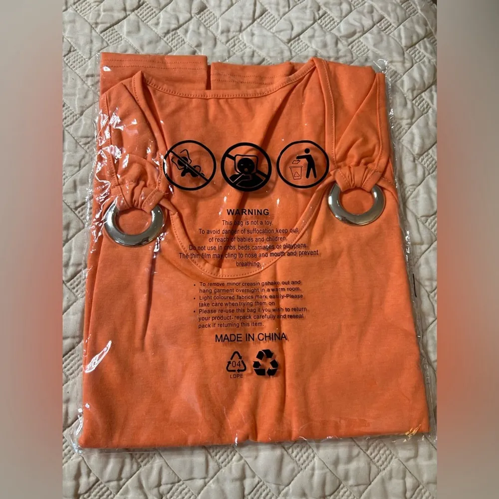 NEW Peach Orange O Ring Scoop Neck Sleeveless Tank Top L Size L - Image 4