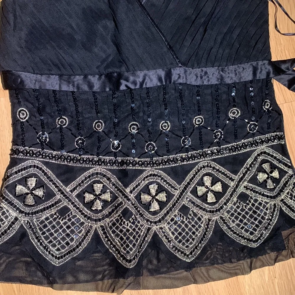 Stunning top for holiday parties by JS Collection NWT - Image 2