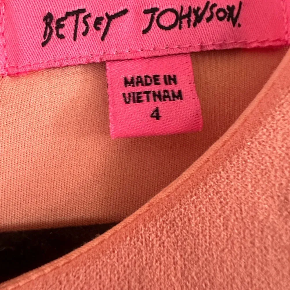 Betsey Johnson Women’s  Peach Color Lined Sheath Dress 4 Stretchy #546 - Image 3