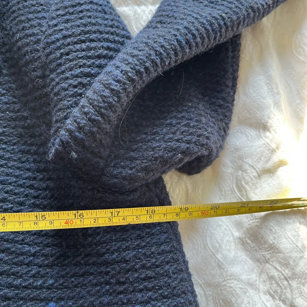 Zara Wool Dark Blue Double-Breasted Peacoat size medium - Image 4